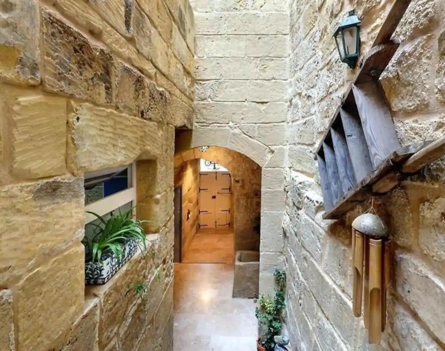 ויקטוריה Historic Hideaways - 900 Year Old Converted Studios מראה חיצוני תמונה