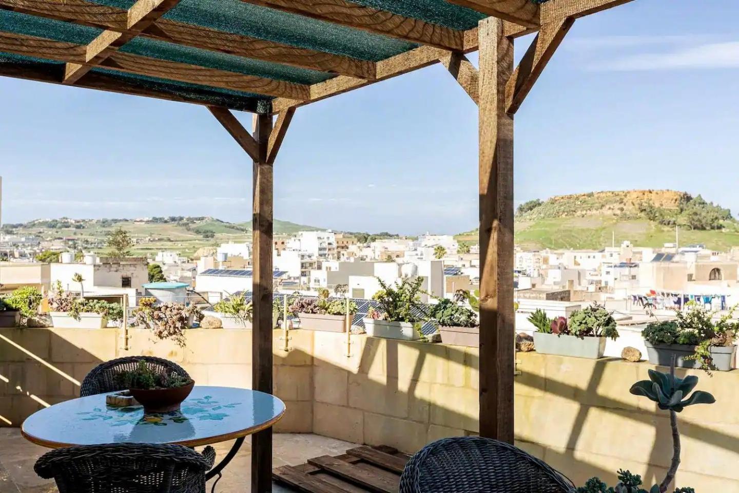 ויקטוריה Historic Hideaways - 900 Year Old Converted Studios מראה חיצוני תמונה