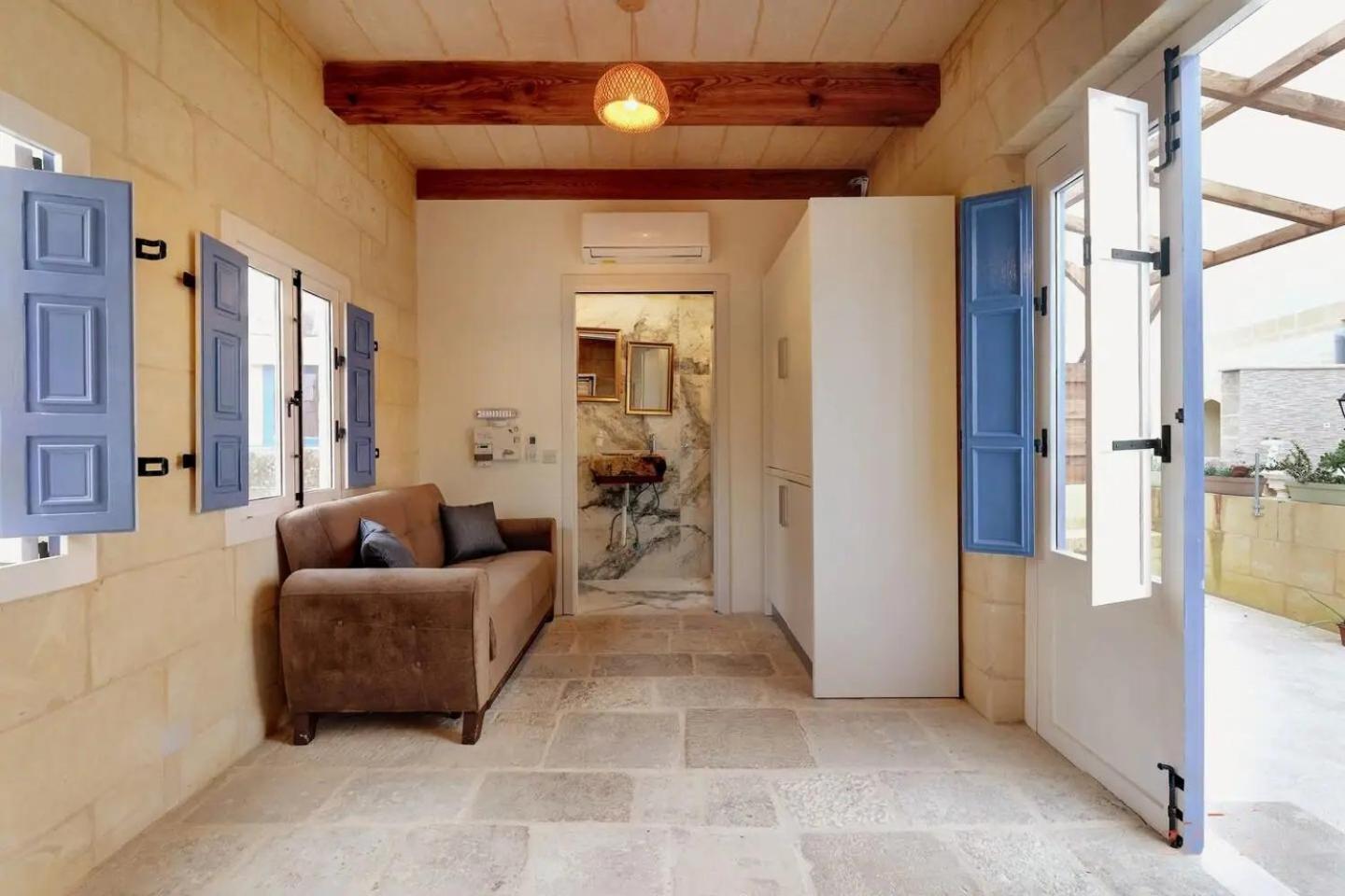 ויקטוריה Historic Hideaways - 900 Year Old Converted Studios מראה חיצוני תמונה